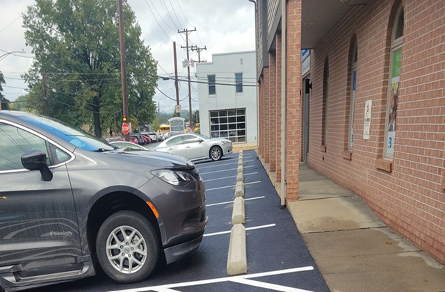 Precast Concrete Curbs